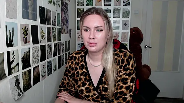 CapriScorpion online show from September 2025 12:38:01 PM