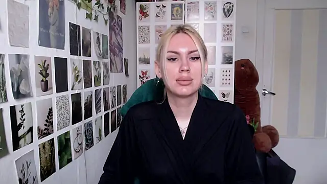 CapriScorpion online show from April 2026 11:16:01 AM