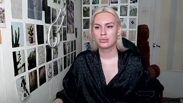 CapriScorpion online show from October 2025 10:39:02 AM