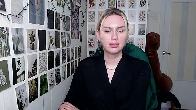 CapriScorpion online show from February 2026 02:14:01 PM