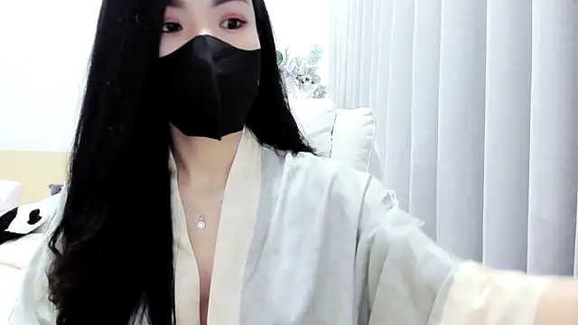 Lita-Julia online show from November 2025 08:31:02 PM