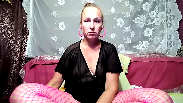 Alina Night 777 online show from September 2025 04:49:02 AM