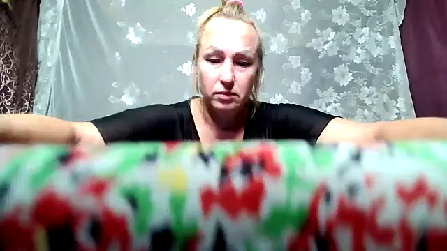 Alina Night 777 online show from October 2025 04:47:02 AM
