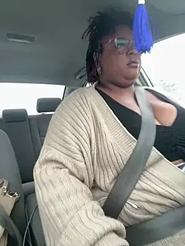 kweenxkarma online show from December 2024 08:13:01 PM