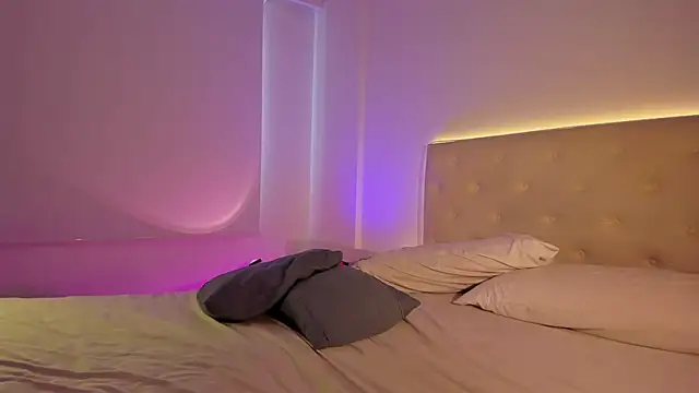 alaskavenom  online show from October 2025 03:33:01 PM