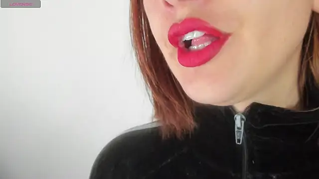 queen fetish online show from March 2026 03:02:01 PM