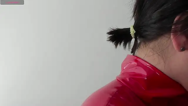 Snapshot of queen_fetish chatting on November 2025 01:44:02 PM queen fetish online show from November 2025 01:44:02 PM