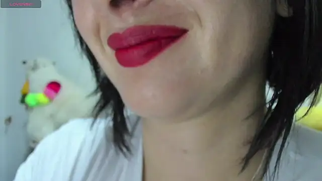 Snapshot of queen_fetish chatting on March 2025 10:33:02 AM queen fetish online show from March 2025 10:33:02 AM