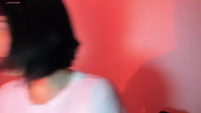 Snapshot of queen_fetish chatting on November 2025 10:30:02 AM queen fetish online show from November 2025 10:30:02 AM