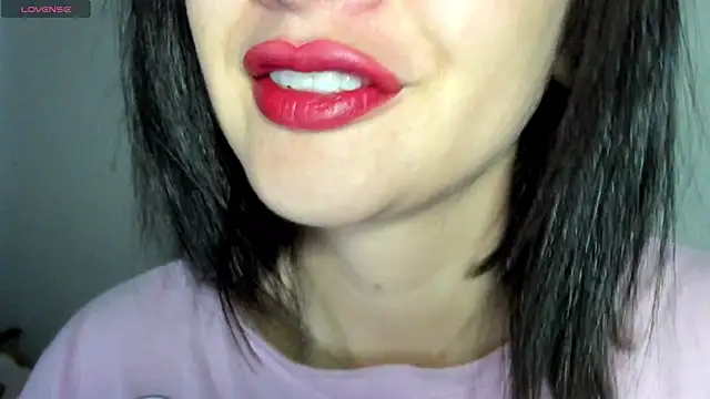 Snapshot of queen_fetish chatting on October 2025 10:36:02 AM queen fetish online show from October 2025 10:36:02 AM