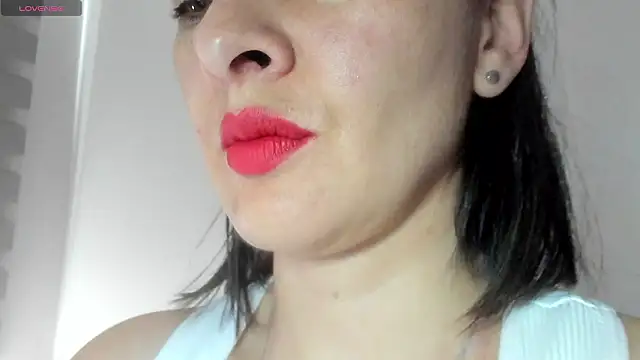 queen fetish online show from February 2026 01:38:02 PM