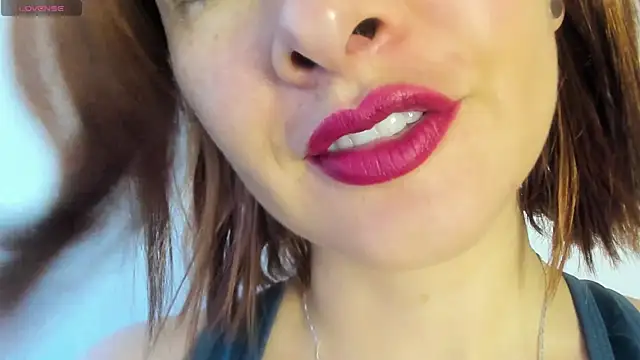 queen fetish online show from April 2026 03:13:01 PM