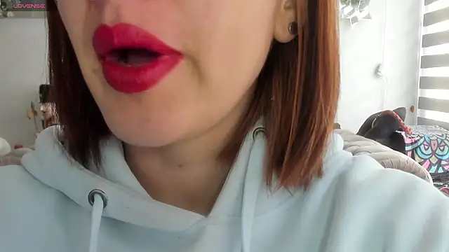 queen fetish online show from March 2026 04:18:02 PM