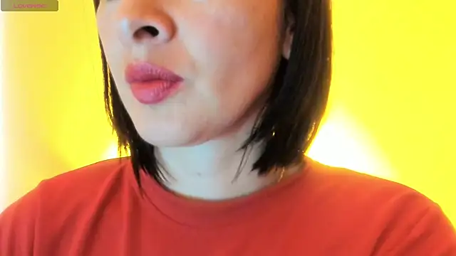 Snapshot of queen_fetish chatting on December 2025 01:43:02 PM queen fetish online show from December 2025 01:43:02 PM