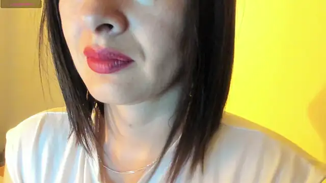 Snapshot of queen_fetish chatting on October 2025 10:26:02 AM queen fetish online show from October 2025 10:26:02 AM