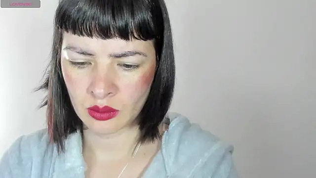 queen fetish online show from December 2025 01:13:02 PM