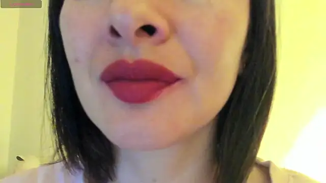 Snapshot of queen_fetish chatting on September 2025 10:28:02 AM queen fetish online show from September 2025 10:28:02 AM