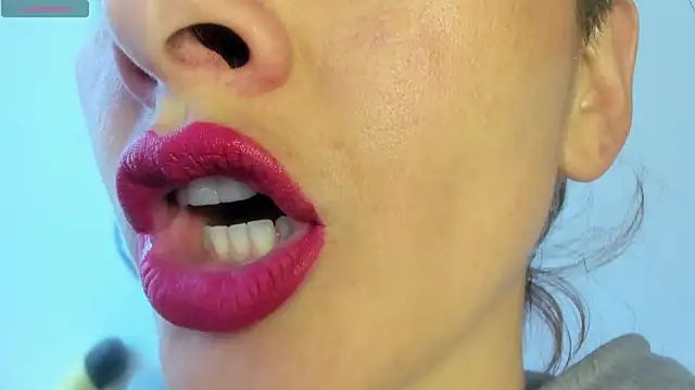 queen fetish online show from May 2026 06:58:02 PM