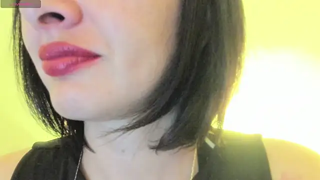 Snapshot of queen_fetish chatting on September 2025 10:15:01 AM queen fetish online show from September 2025 10:15:01 AM