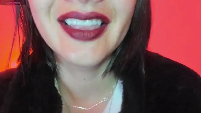 Snapshot of queen_fetish chatting on November 2025 10:41:01 AM queen fetish online show from November 2025 10:41:01 AM