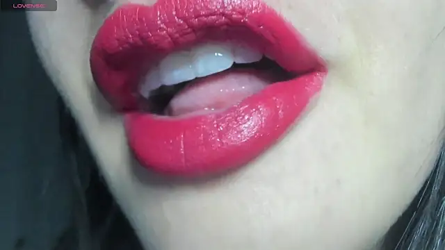 queen fetish online show from January 2026 10:33:01 AM