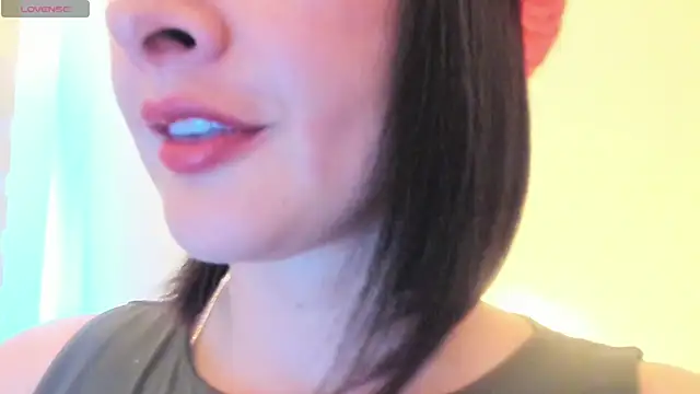 Snapshot of queen_fetish chatting on September 2025 06:47:01 PM queen fetish online show from September 2025 06:47:01 PM