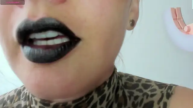 queen fetish online show from April 2026 02:45:02 PM