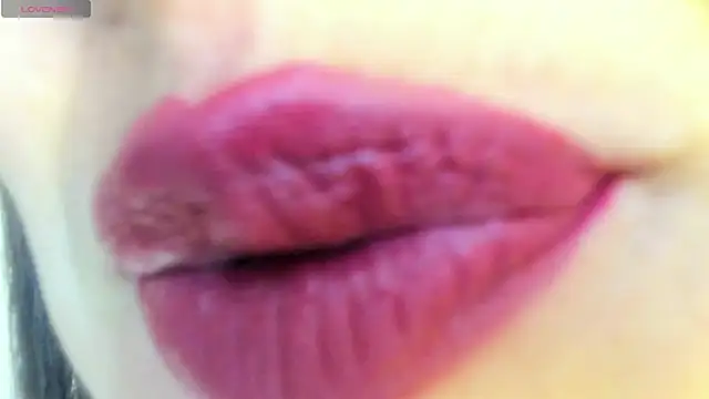 Snapshot of queen_fetish chatting on June 2026 10:16:02 AM queen fetish online show from June 2026 10:16:02 AM