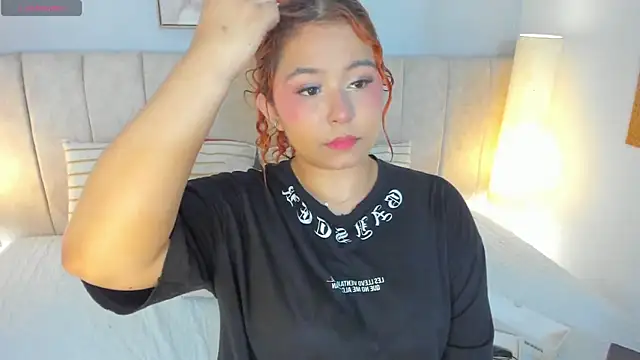 Atenea cuteee online show from April 2026 02:29:02 AM