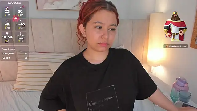 Atenea cuteee online show from April 2026 07:45:01 AM