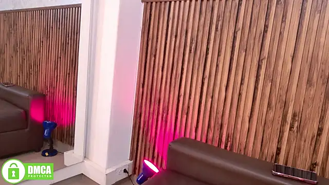 evelynjohnsoon online show from March 2026 12:14:01 PM