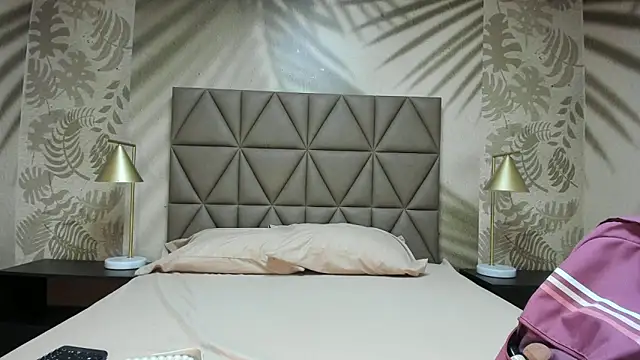 AnneDixie online show from April 2026 03:08:01 AM