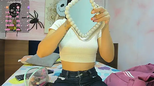 AnneDixie online show from October 2025 03:05:02 AM