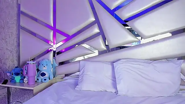 Miia002 online show from September 2025 05:13:01 AM