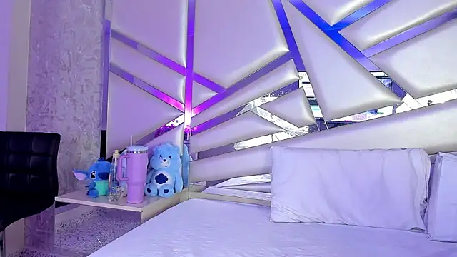 Miia002 online show from September 2025 03:12:02 AM