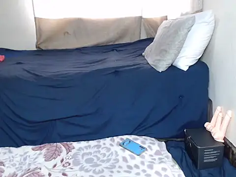 AdelaideT online show from December 2025 06:25:02 AM