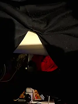 FreezingTie850 online show from April 2026 09:37:02 PM