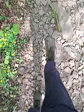 FreezingTie850 online show from April 2026 09:50:01 AM