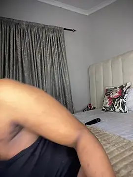 Bustygoddess32 online show from May 2026 07:41:01 PM