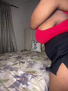 Bustygoddess32 online show from May 2026 09:26:02 PM