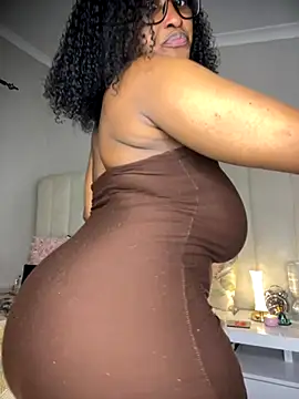 Bustygoddess32 online show from November 2025 02:28:02 AM