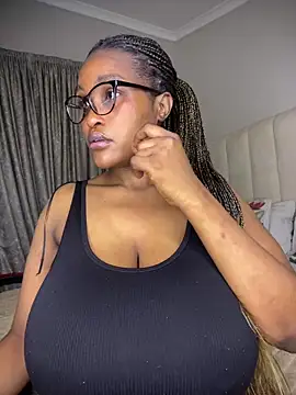 Bustygoddess32 online show from May 2026 10:57:01 PM