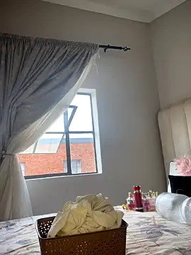 Bustygoddess32 online show from November 2025 12:17:02 PM