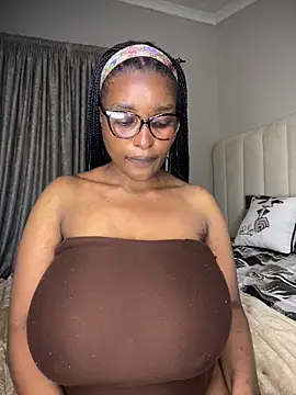 Bustygoddess32 online show from April 2026 10:00:02 PM