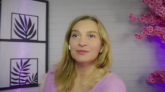 Snapshot of ms_natty chatting on October 2025 07:15:02 PM ms natty online show from October 2025 07:15:02 PM