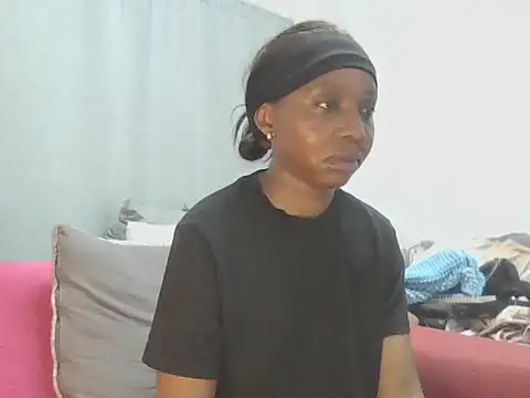 Sexxybella27 online show from April 2026 07:47:01 PM