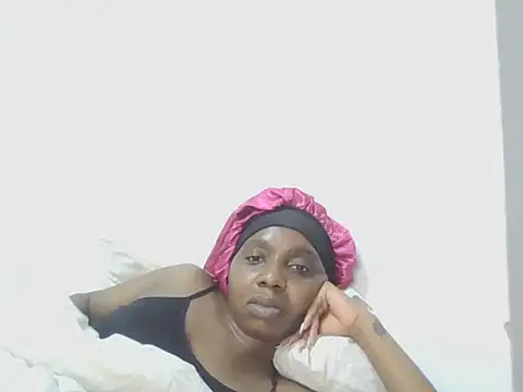 Sexxybella27 online show from September 2025 01:00:02 AM