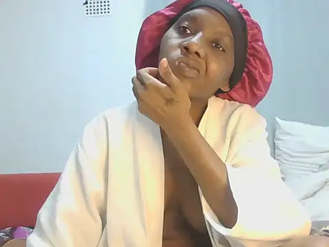 Sexxybella27 online show from November 2025 05:35:01 PM