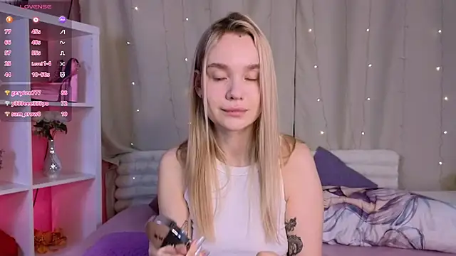 Snapshot of Viena_dias chatting on March 2025 10:26:02 AM Viena dias online show from March 2025 10:26:02 AM