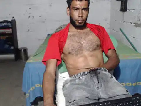 Snapshot of erik_alexander chatting on March 2025 05:01:01 AM erik alexander online show from March 2025 05:01:01 AM